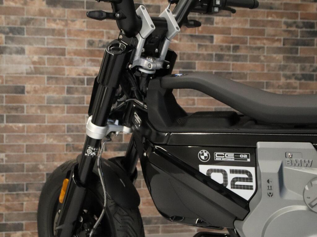 CE 02