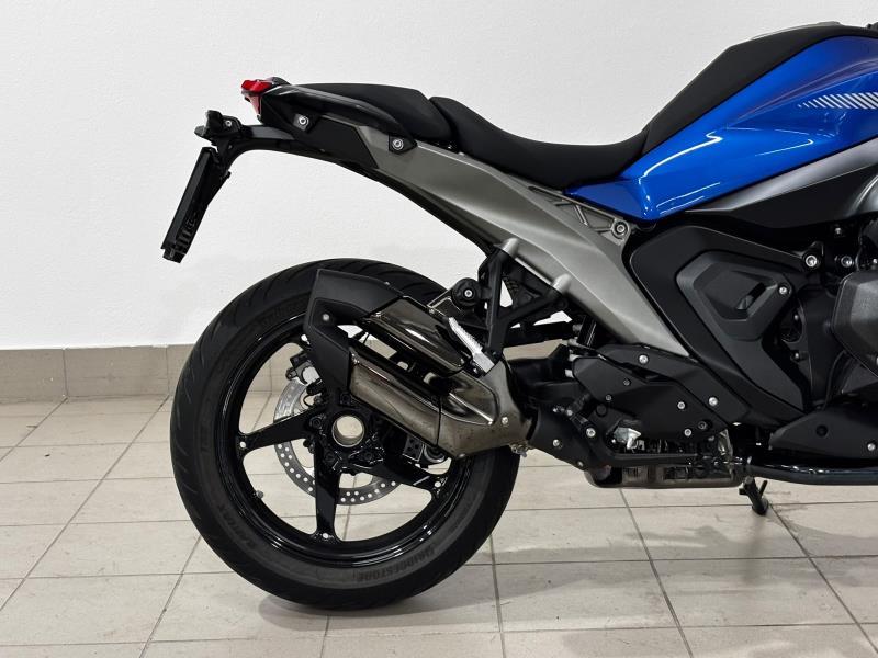 R 1300 R