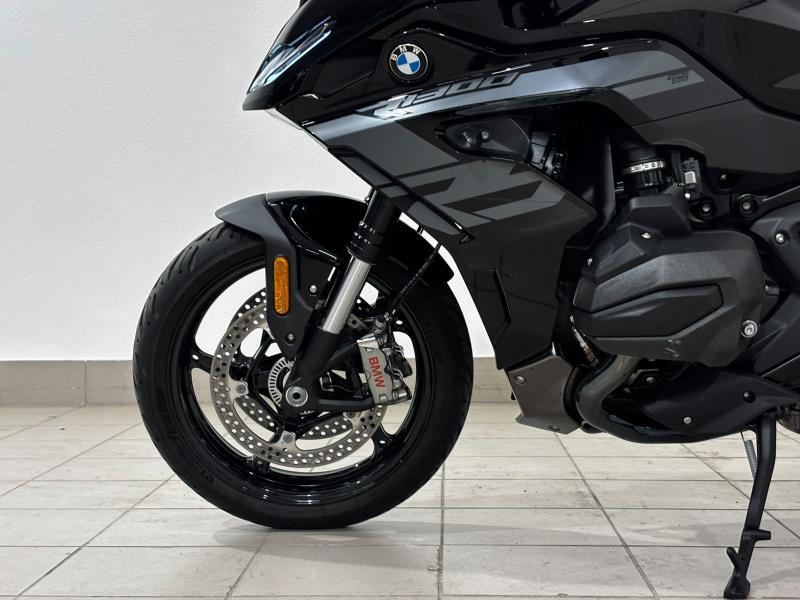 R 1300 RS