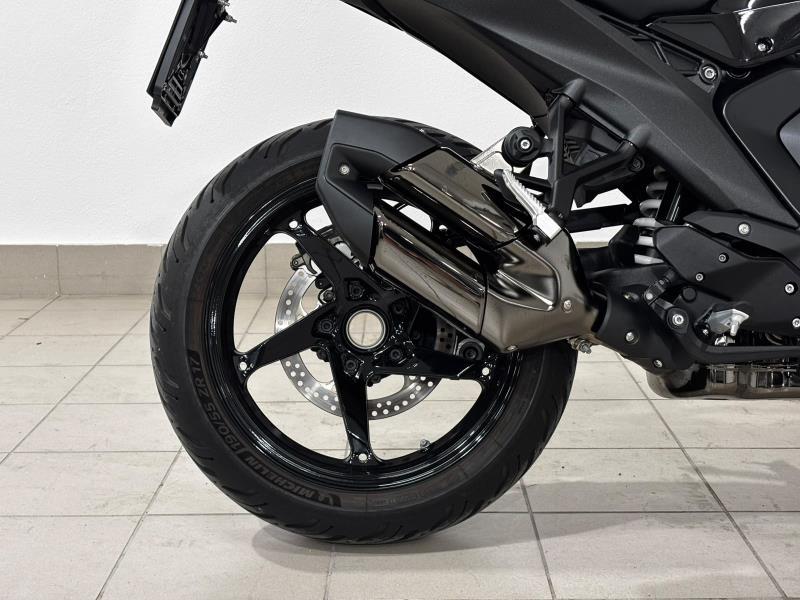 R 1300 RS