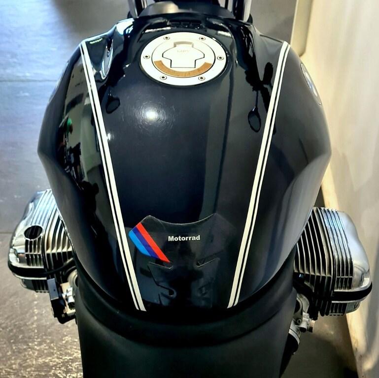 R 850 R