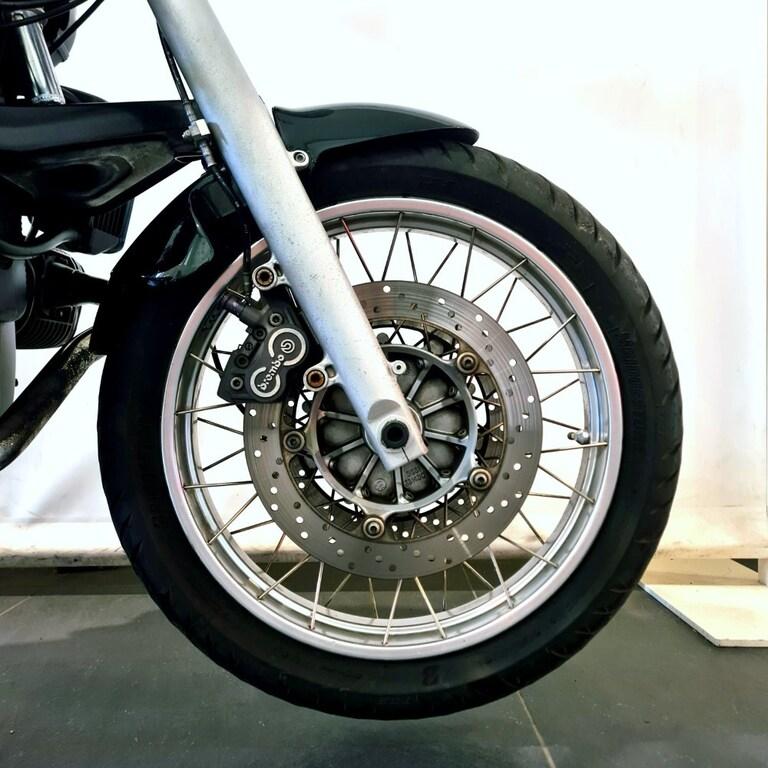 R 850 R