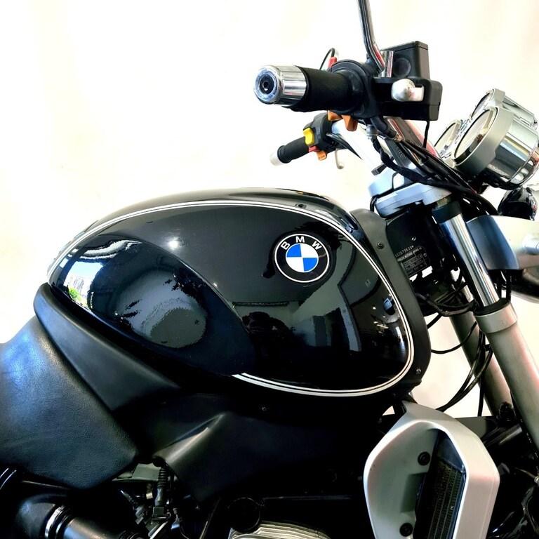 R 850 R