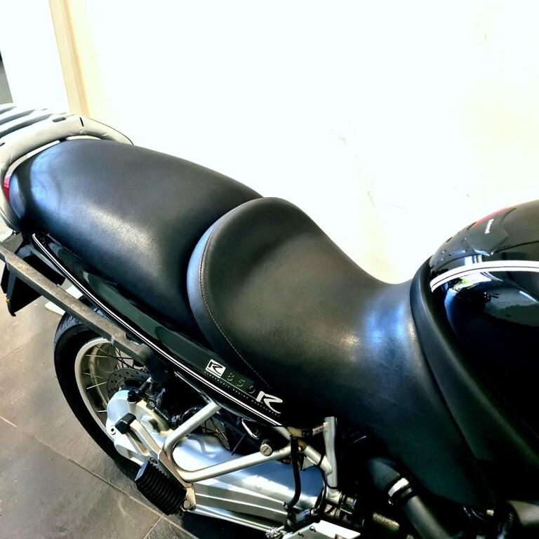 R 850 R