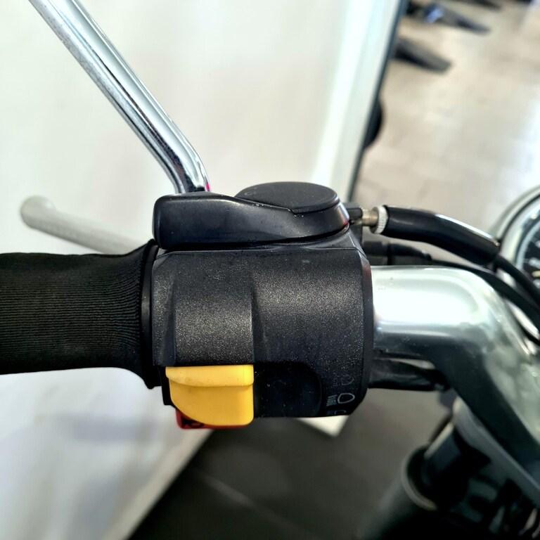 R 850 R