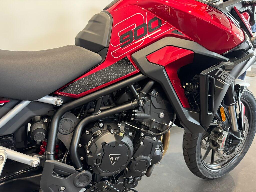 TIGER 900