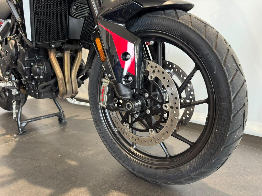 TIGER 900