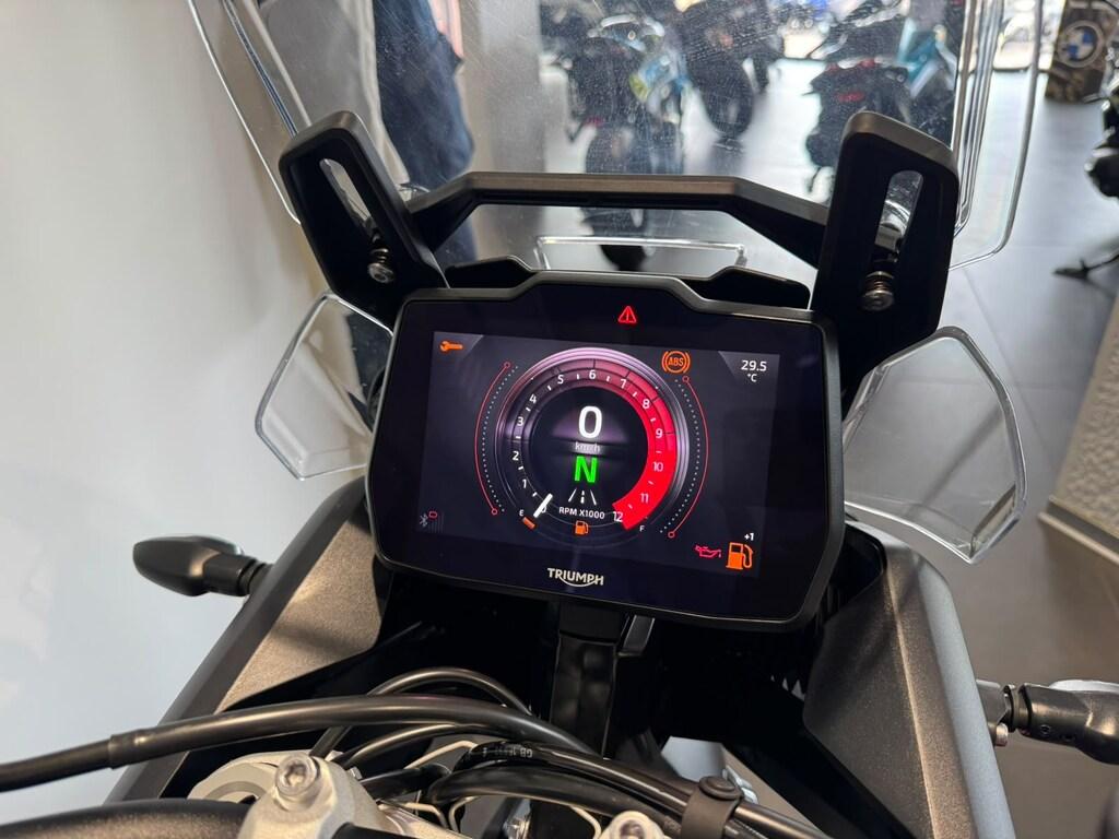TIGER 900