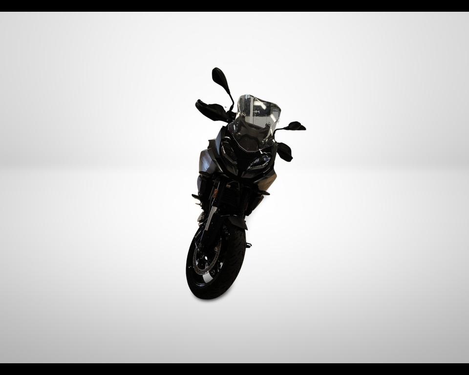 F 900 XR