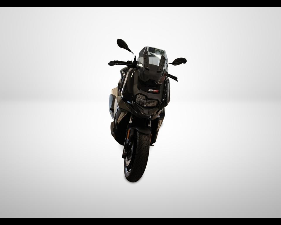 C 400 X