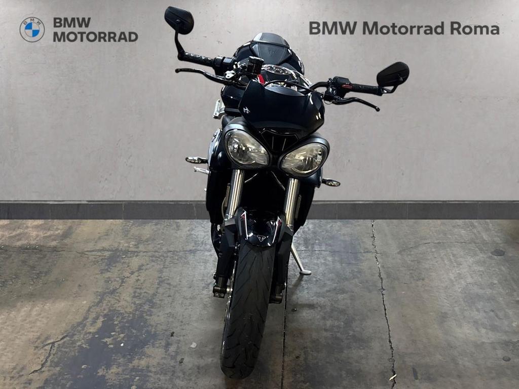 STREET TRIPLE 765