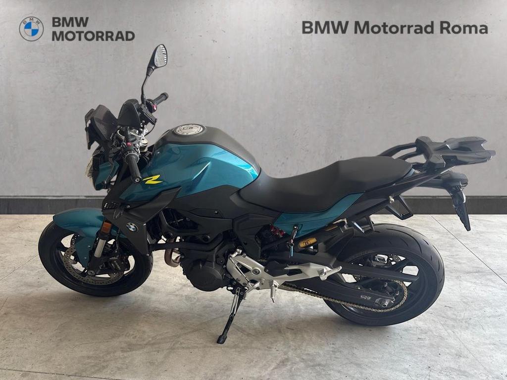 F 900 R