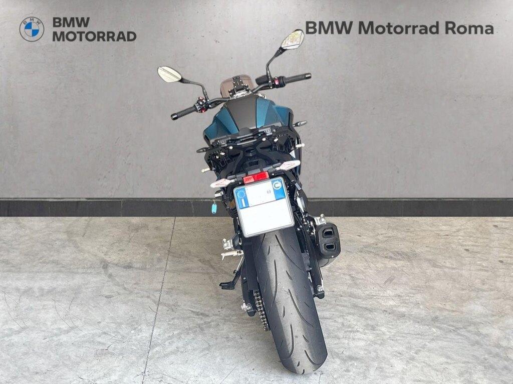 F 900 R