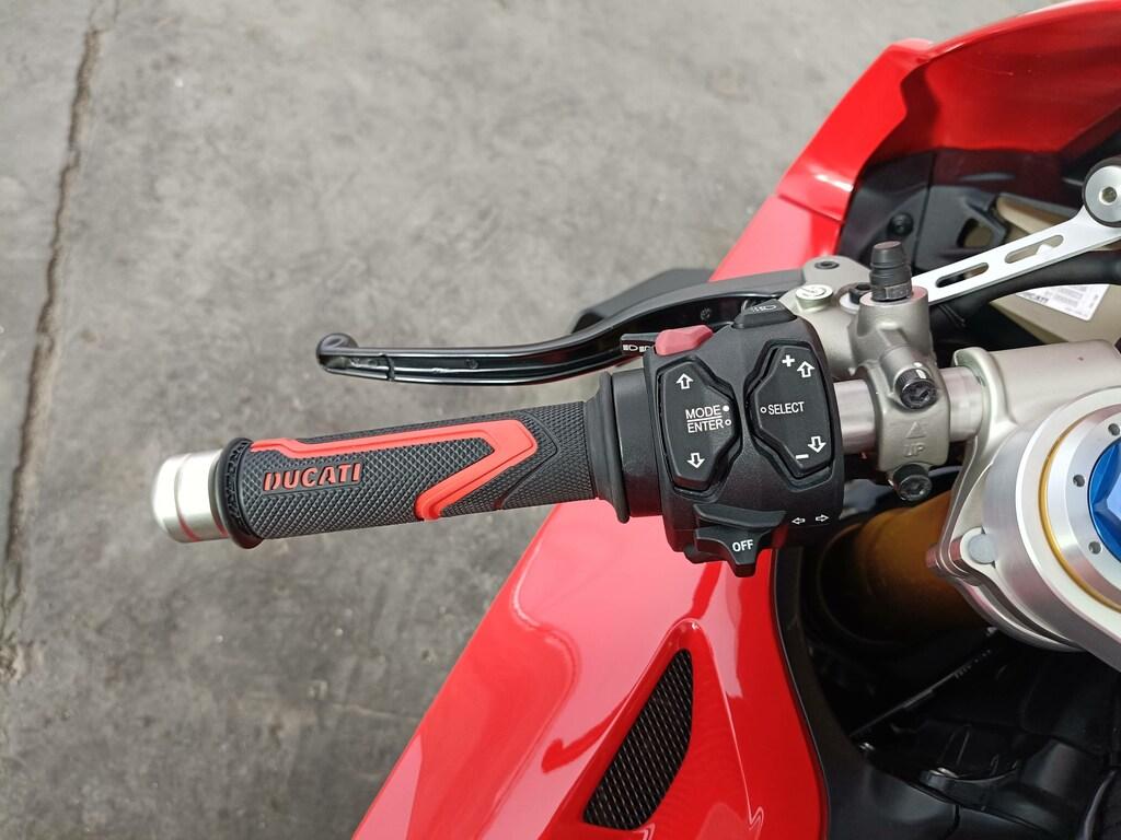 PANIGALE V4