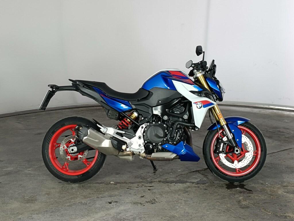F 900 R