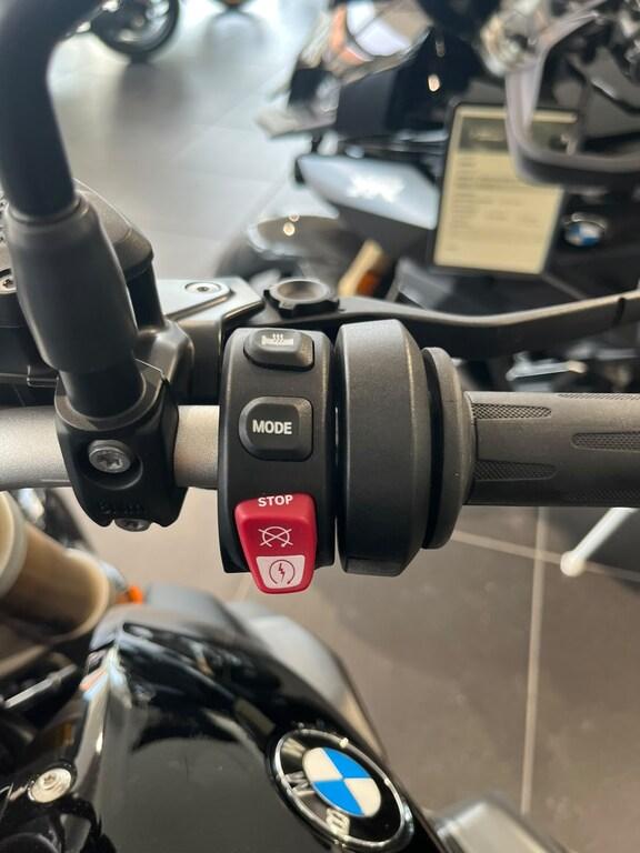 R 1250 R
