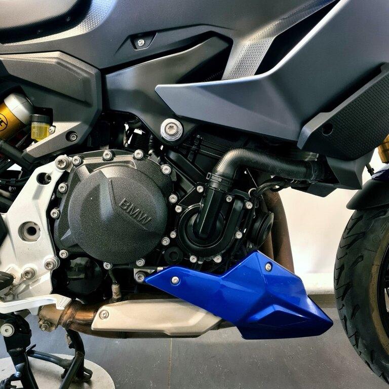 F 900 XR