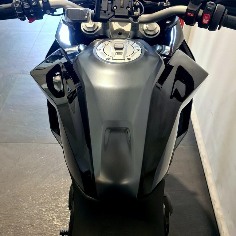 F 900 XR