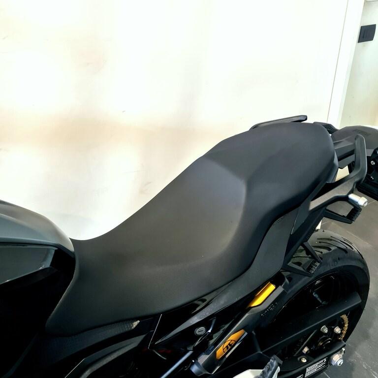 F 900 XR