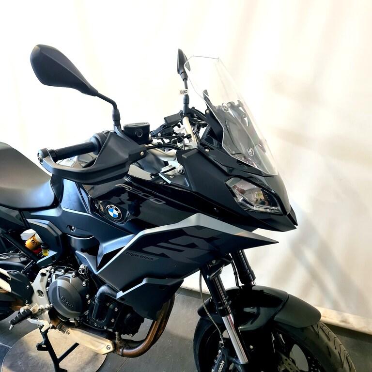 F 900 XR