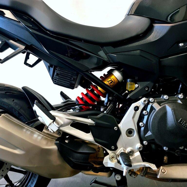 F 900 XR