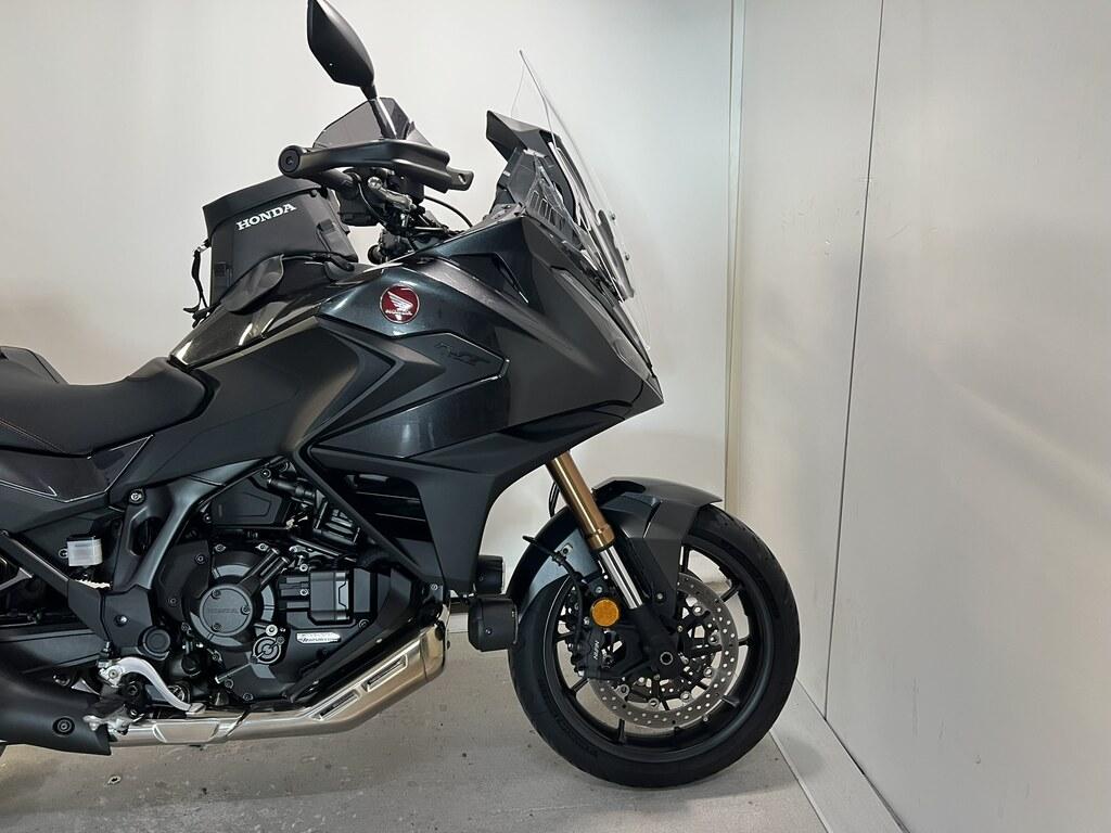 NT 1100