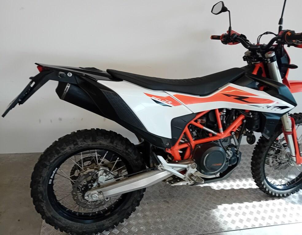 690 ENDURO