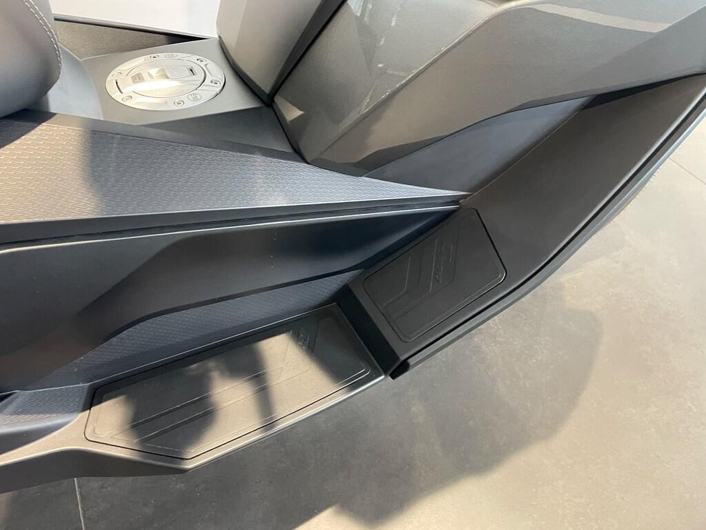 C 400 GT