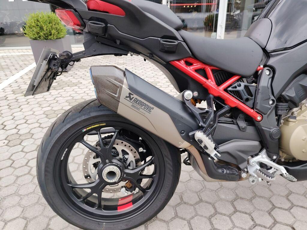 MULTISTRADA V4