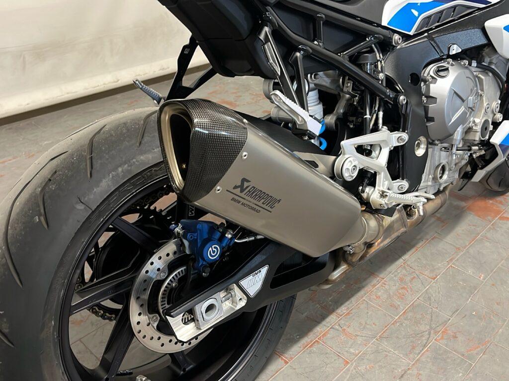 M 1000 R