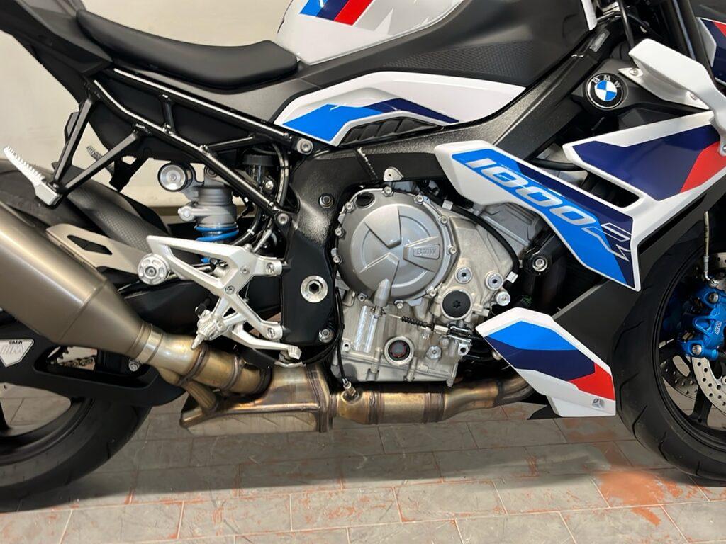 M 1000 R