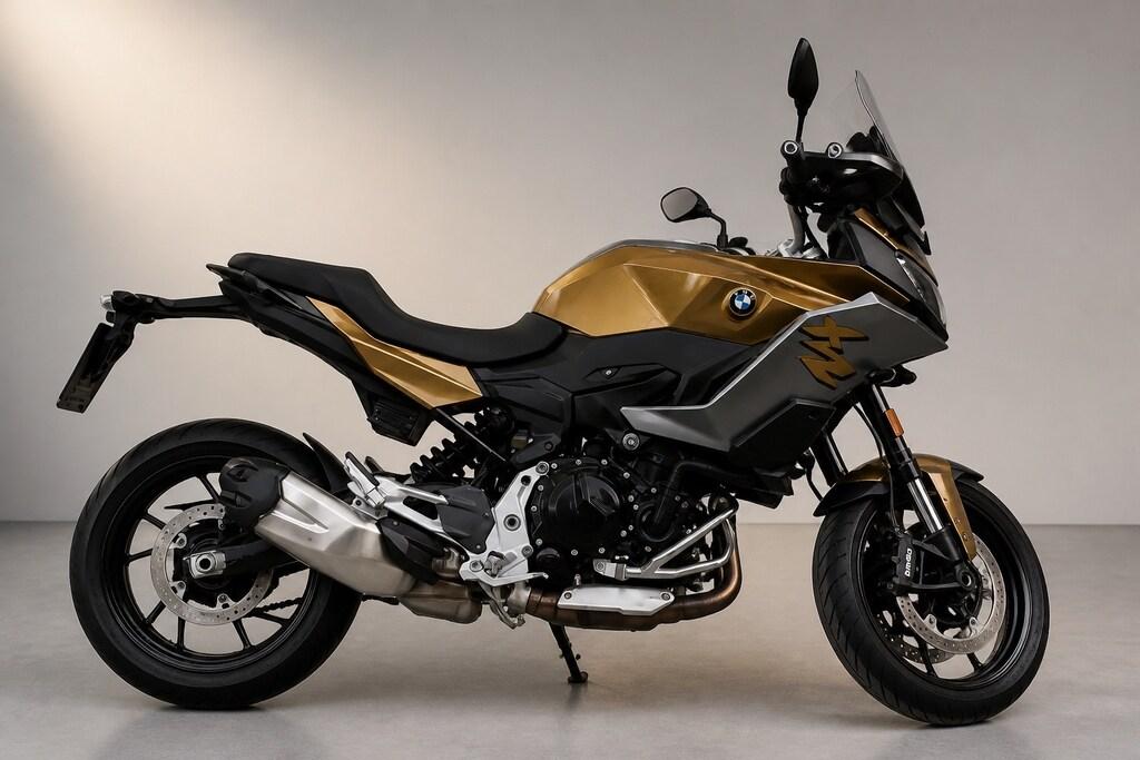 F 900 XR