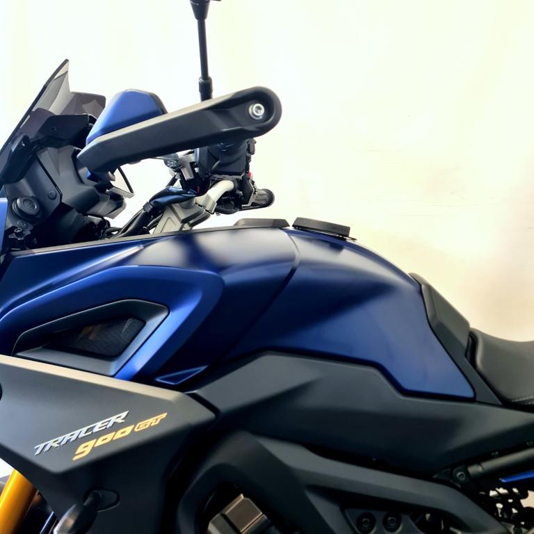 TRACER 900