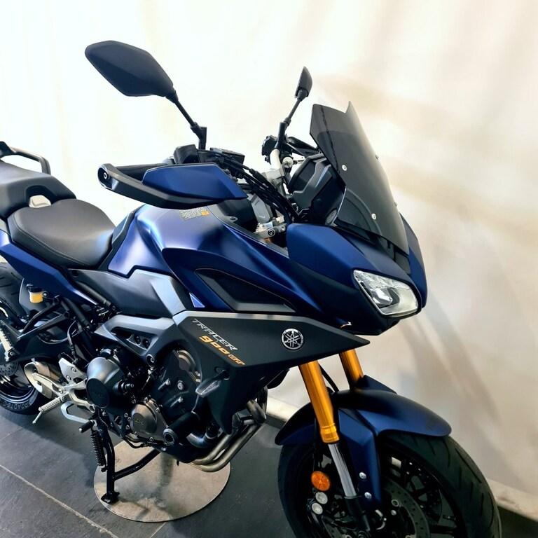 TRACER 900