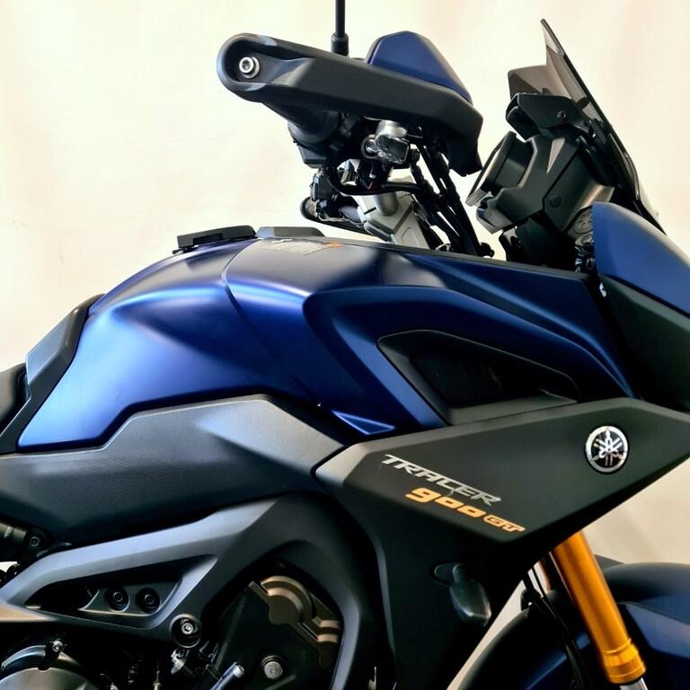 TRACER 900