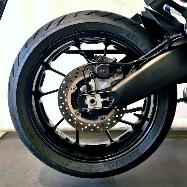 TRACER 900