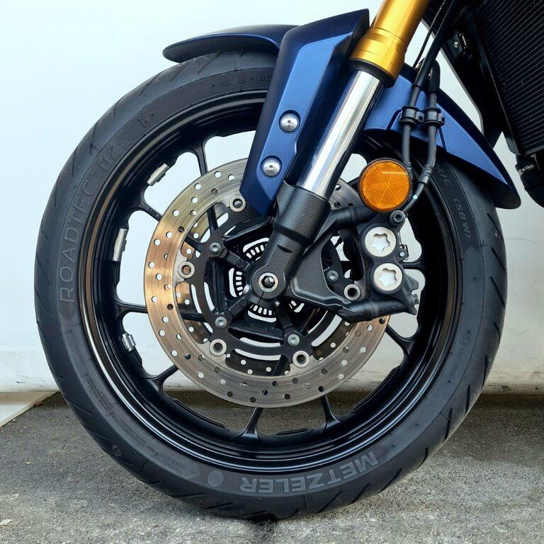 TRACER 900