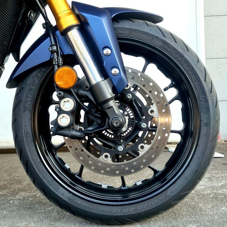 TRACER 900