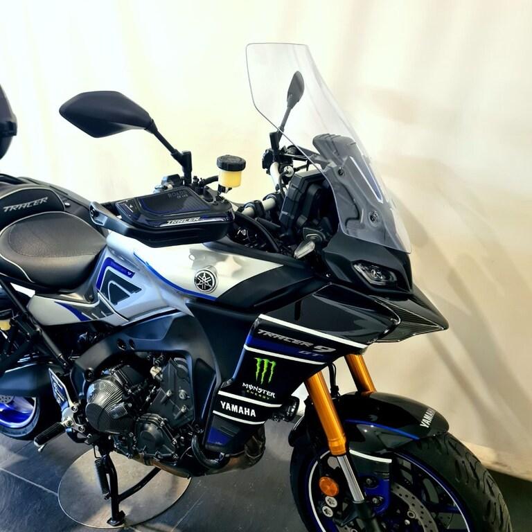TRACER 900