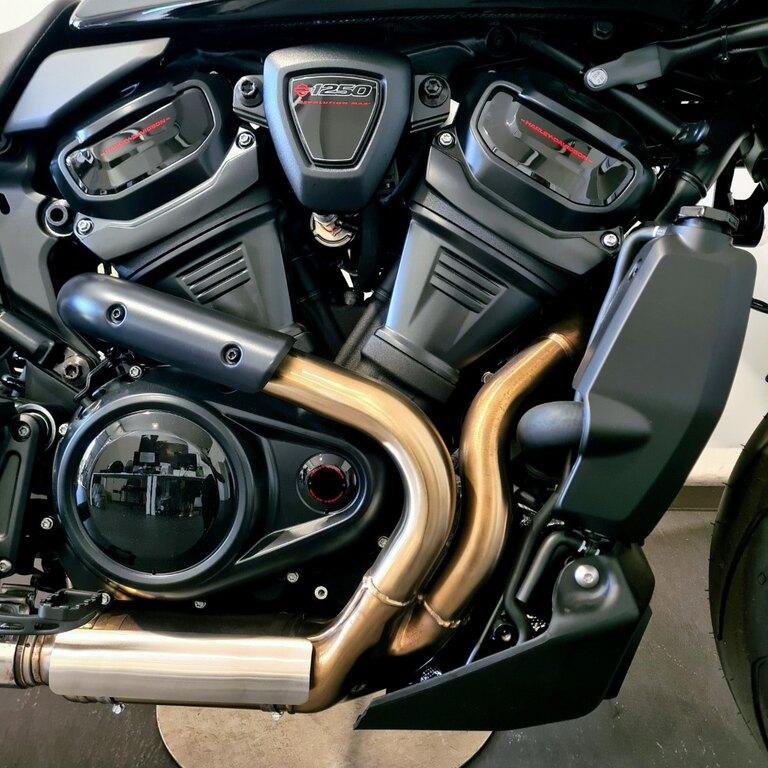 PAN AMERICA 1250