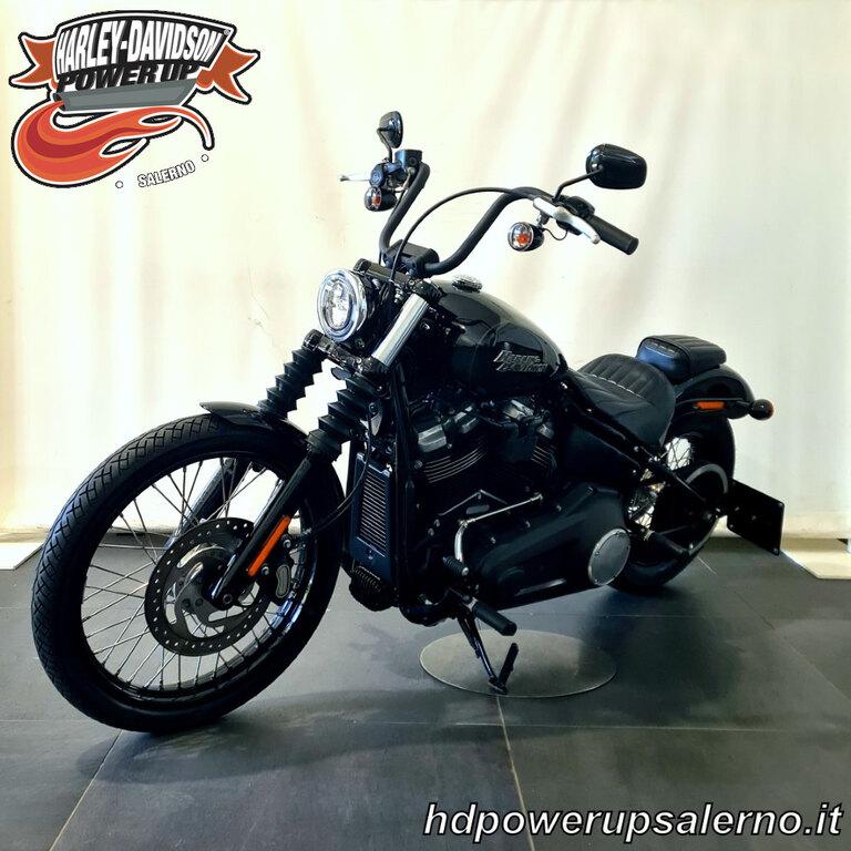 STREET BOB 1745