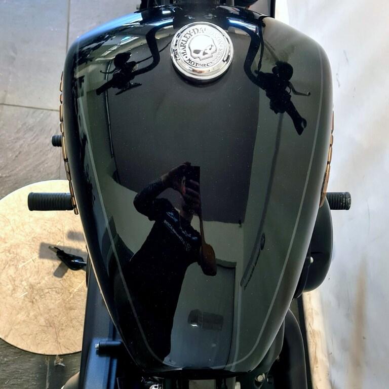 STREET BOB 1745