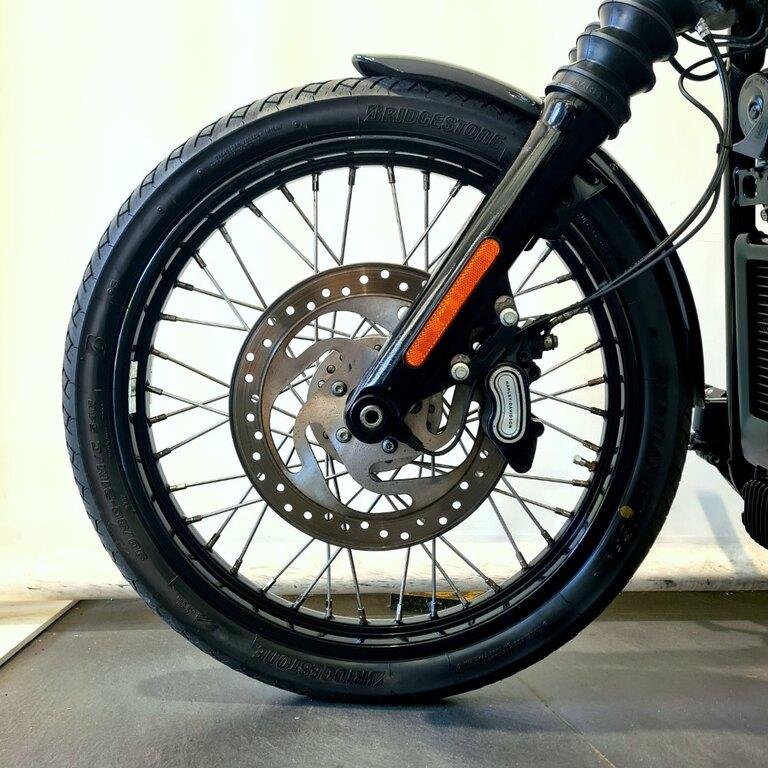 STREET BOB 1745