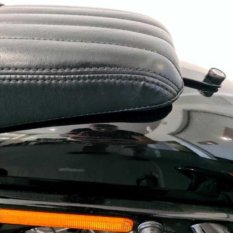 STREET BOB 1745