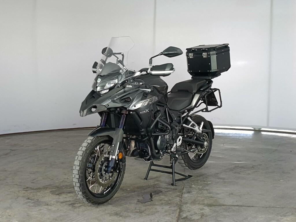 TRK 502