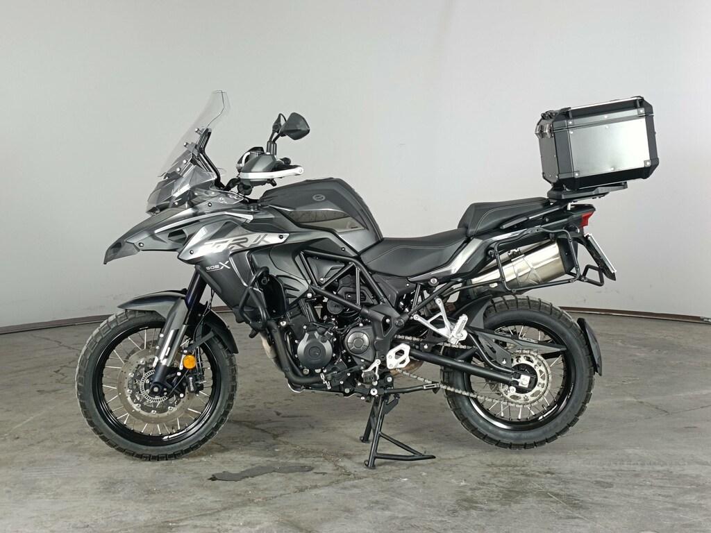 TRK 502