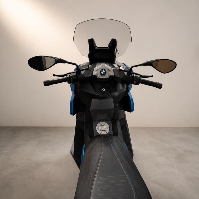 C 400 X
