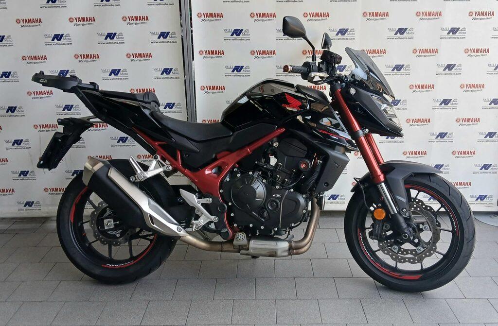 HORNET 750