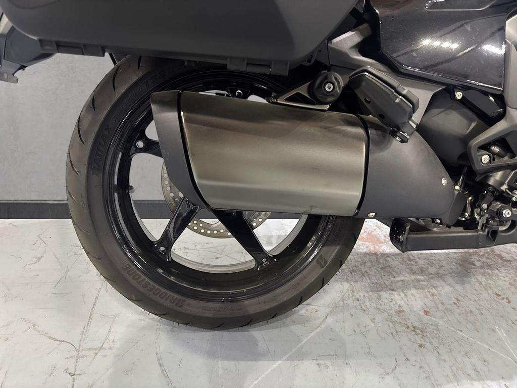 R 1300 RT