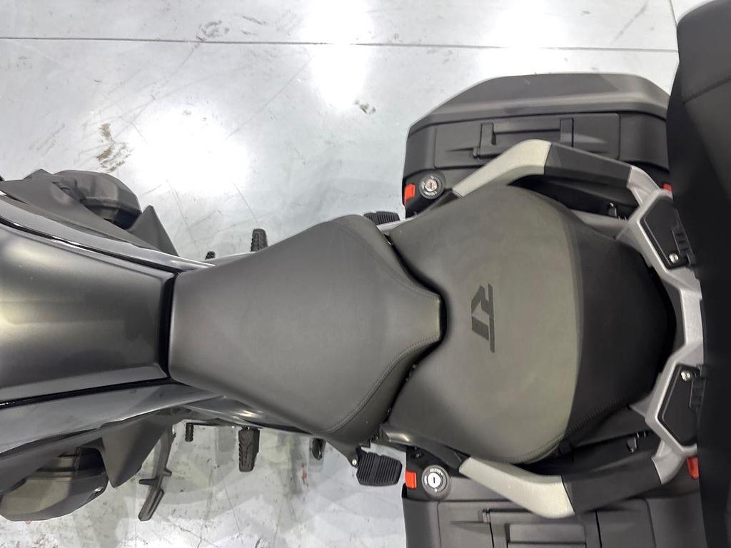 R 1300 RT
